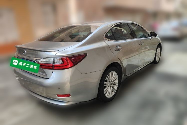Used Lexus ES 2015 200 Elite Edition Rear Right 45 Deg