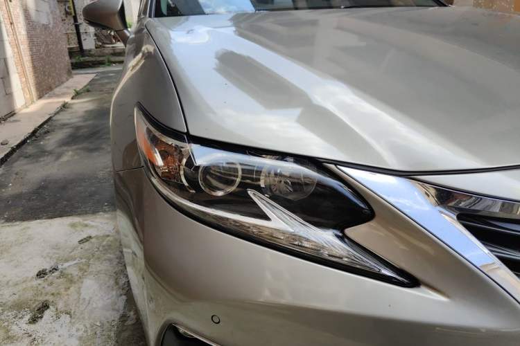Used Lexus ES 2015 200 Elite Edition Right Front Headlight