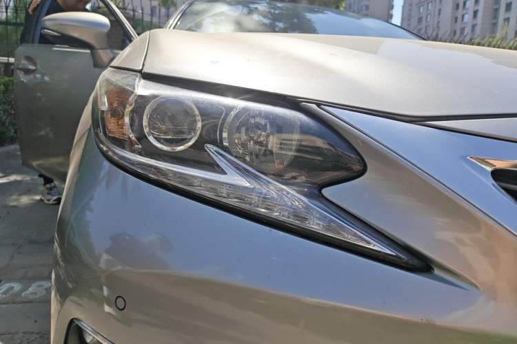 Used Lexus ES 2015 200 Elite Edition Right Front Headlight