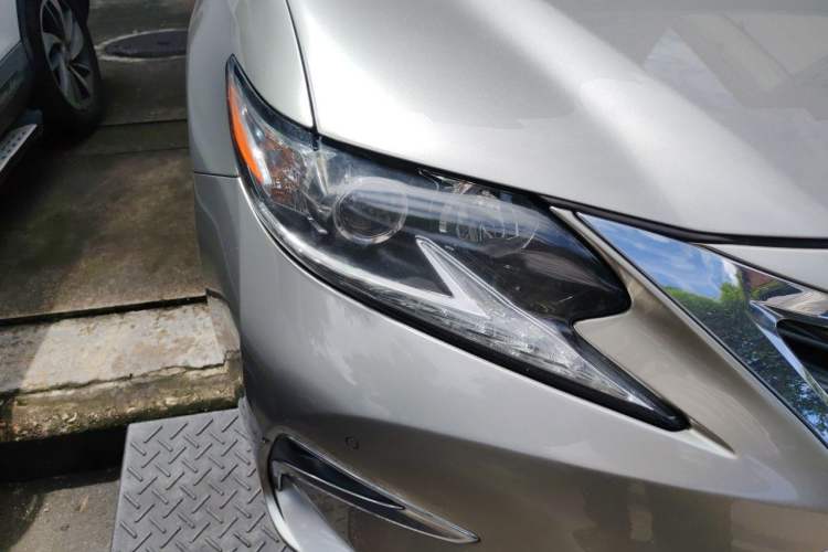 Used Lexus ES 2015 200 Elite Edition Right Front Headlight
