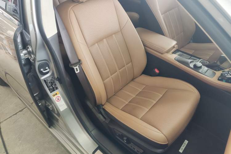 Used Lexus ES 2015 200 Elite Edition Right Front Seat