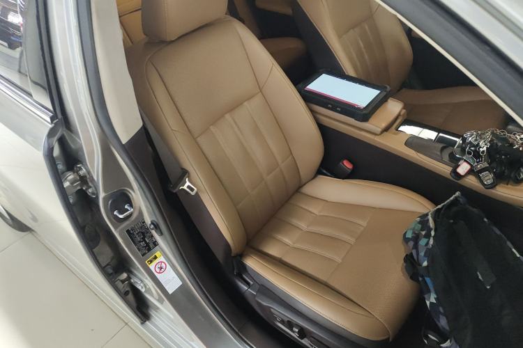 Used Lexus ES 2015 200 Elite Edition Right Front Seat