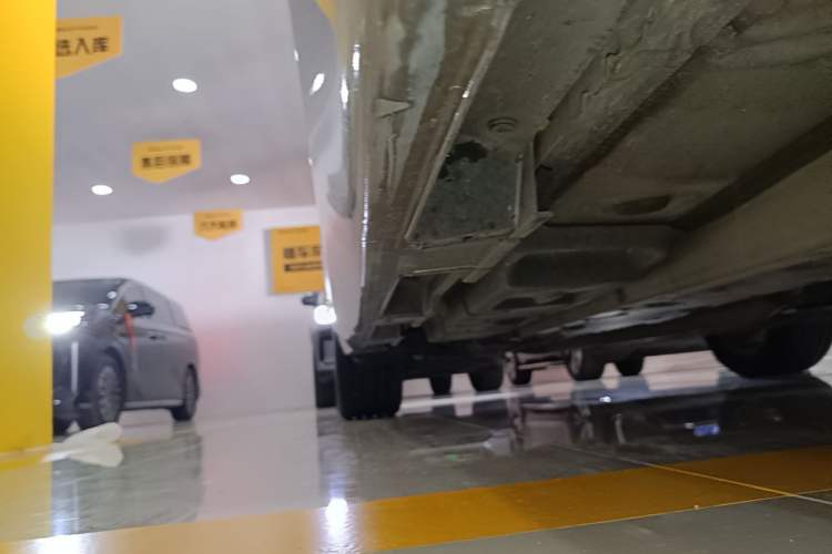 Used Lexus ES 2015 200 Elite Edition Right Side Sill