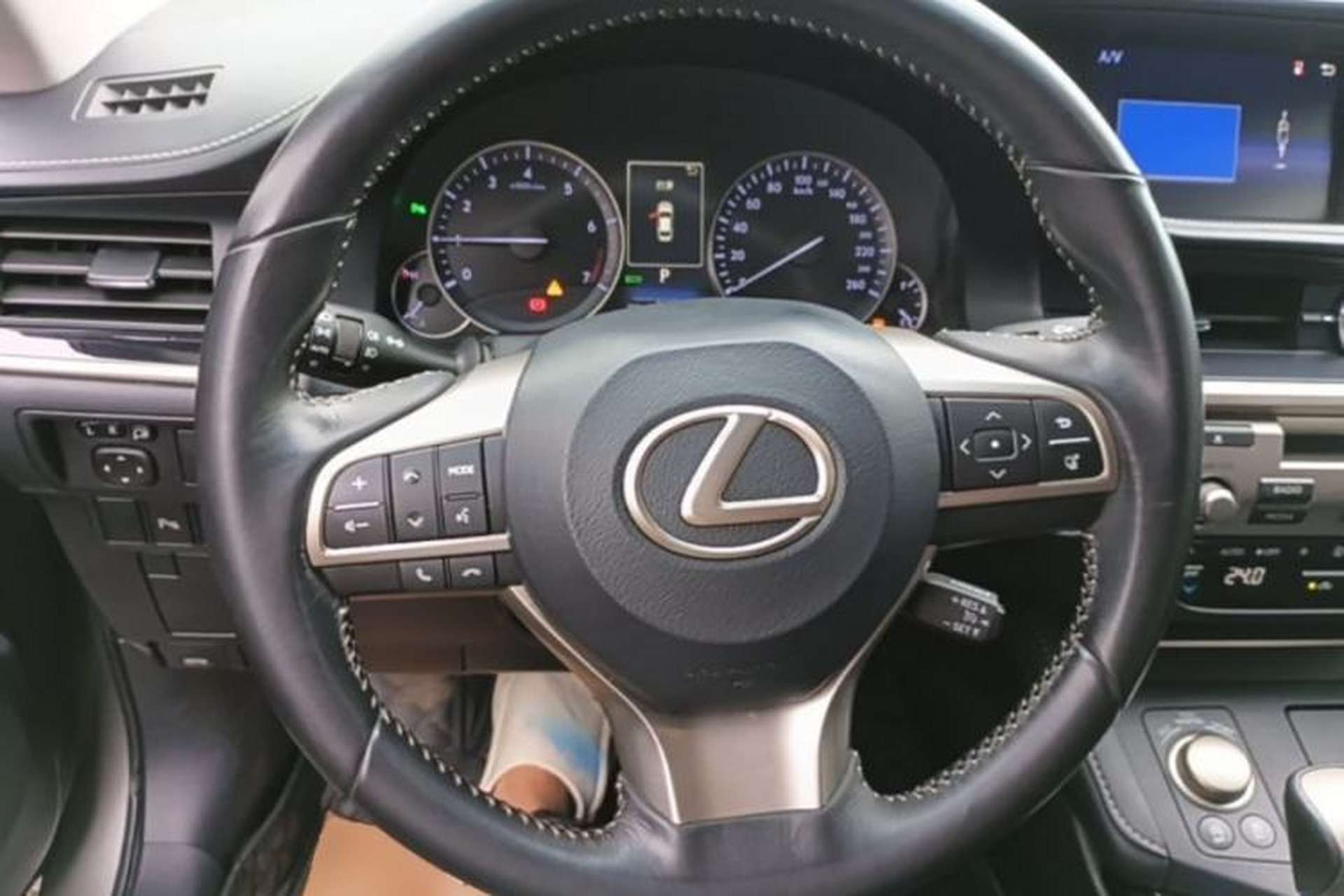 Used Lexus ES 2015 200 Elite Edition Steering Wheel