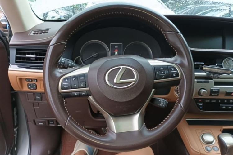 Used Lexus ES 2015 200 Elite Edition Steering Wheel