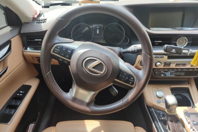 Used Lexus ES 2015 200 Elite Edition Steering Wheel