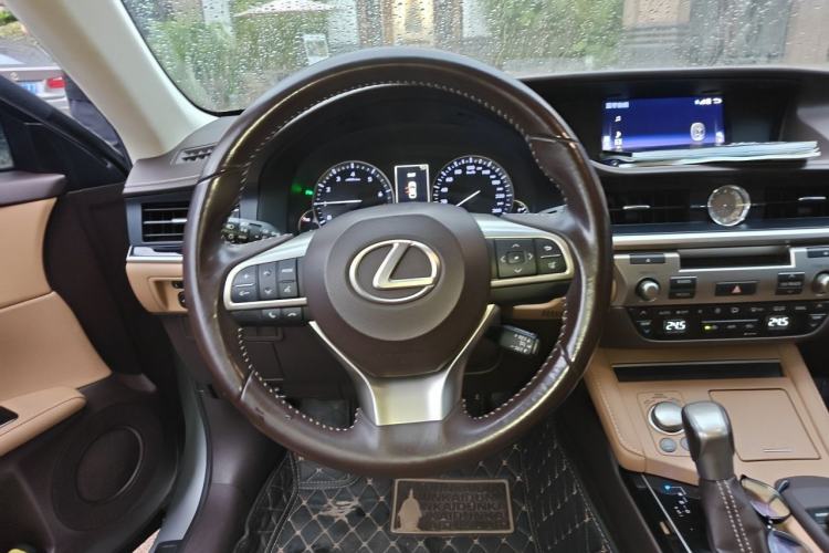 Used Lexus ES 2015 200 Elite Edition Steering Wheel