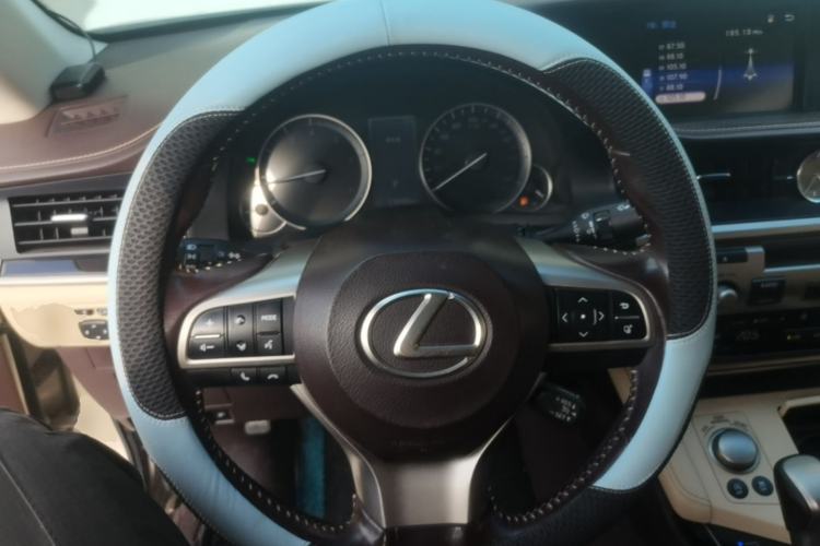 Used Lexus ES 2015 200 Elite Edition Steering Wheel