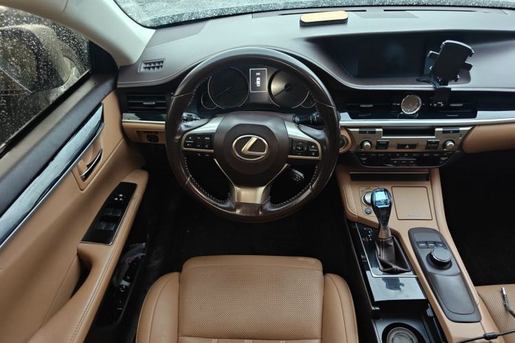 Used Lexus ES 2015 200 Elite Edition Steering Wheel