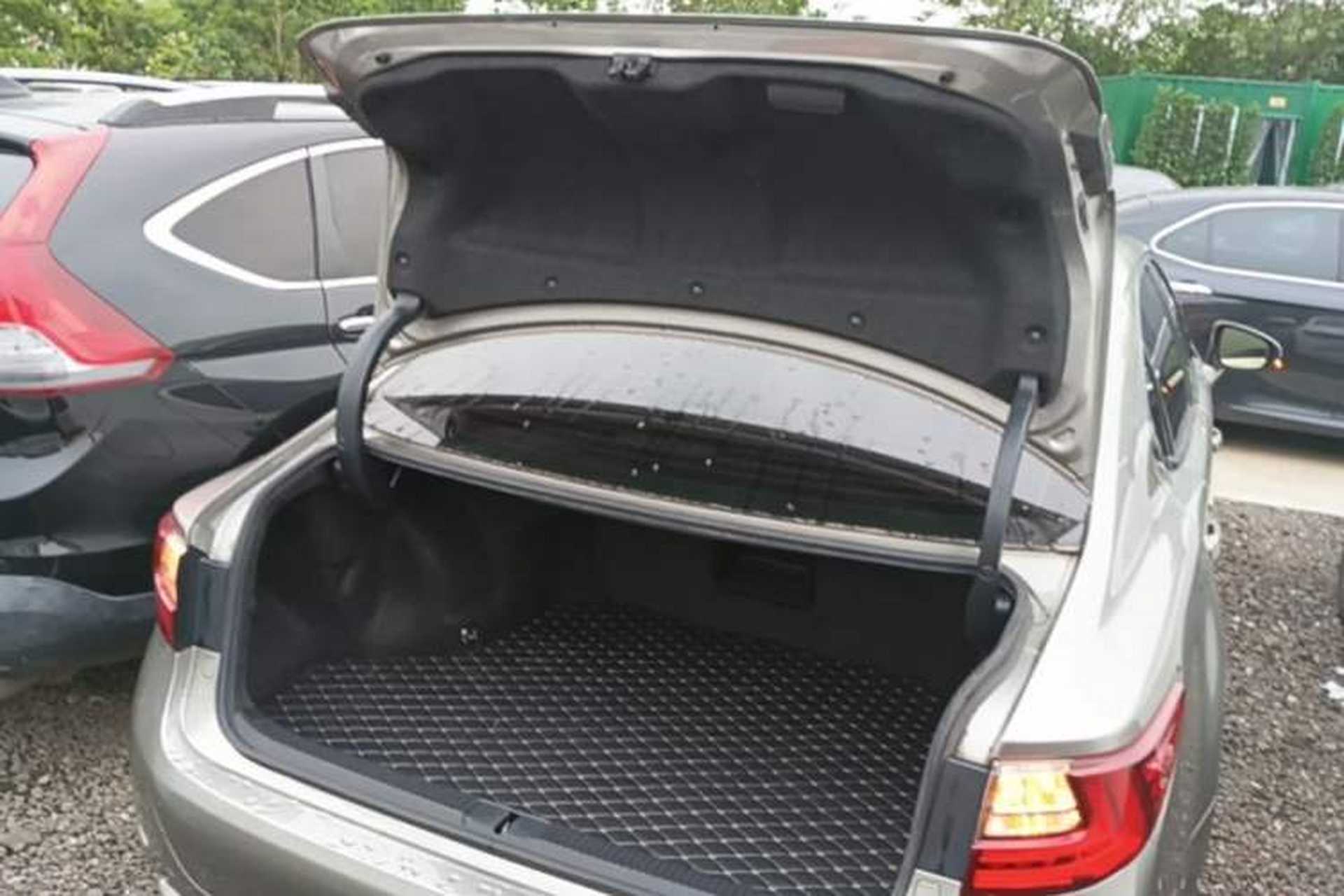 Used Lexus ES 2015 200 Elite Edition Trunk