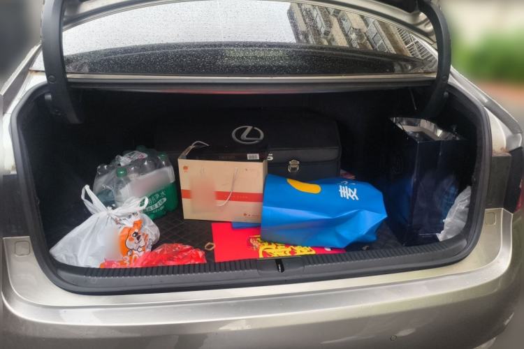 Used Lexus ES 2015 200 Elite Edition Trunk