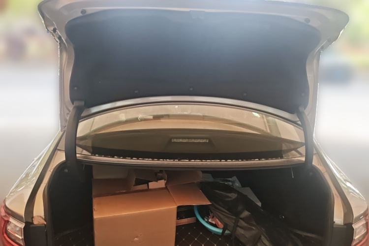 Used Lexus ES 2015 200 Elite Edition Trunk