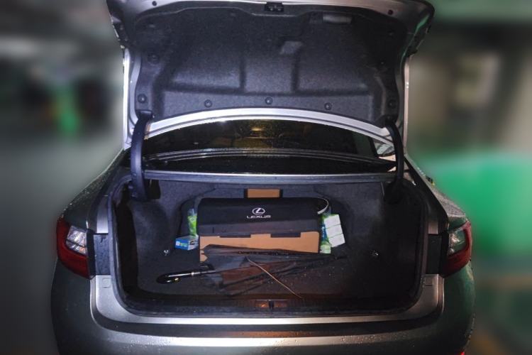 Used Lexus ES 2015 200 Elite Edition Trunk