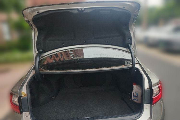 Used Lexus ES 2015 200 Comfort Edition Trunk
