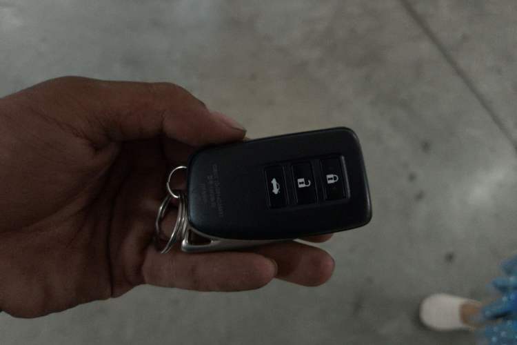 Used Lexus ES 2015 200 Elite Edition Vehicle Key