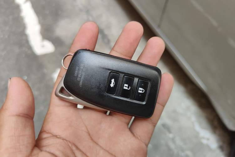 Used Lexus ES 2015 200 Elite Edition Vehicle Key