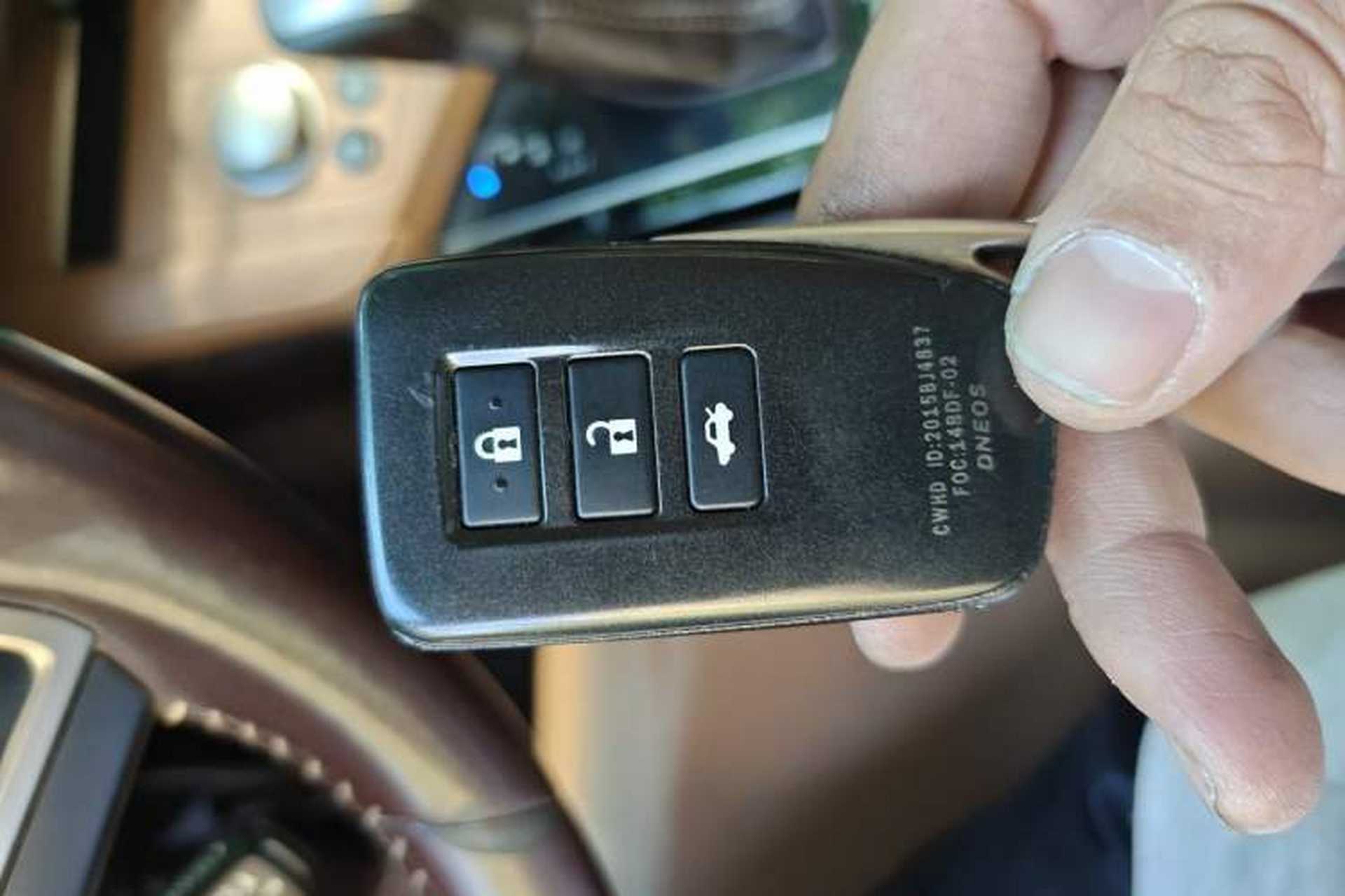 Used Lexus ES 2015 200 Comfort Edition Vehicle Key