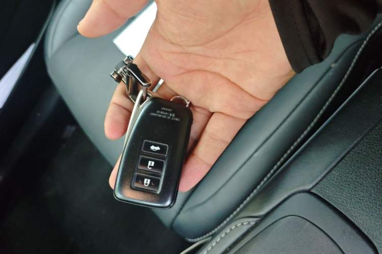 Used Lexus ES 2015 200 Elite Edition Vehicle Key