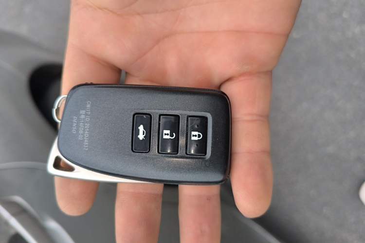 Used Lexus ES 2015 200 Elite Edition Vehicle Key