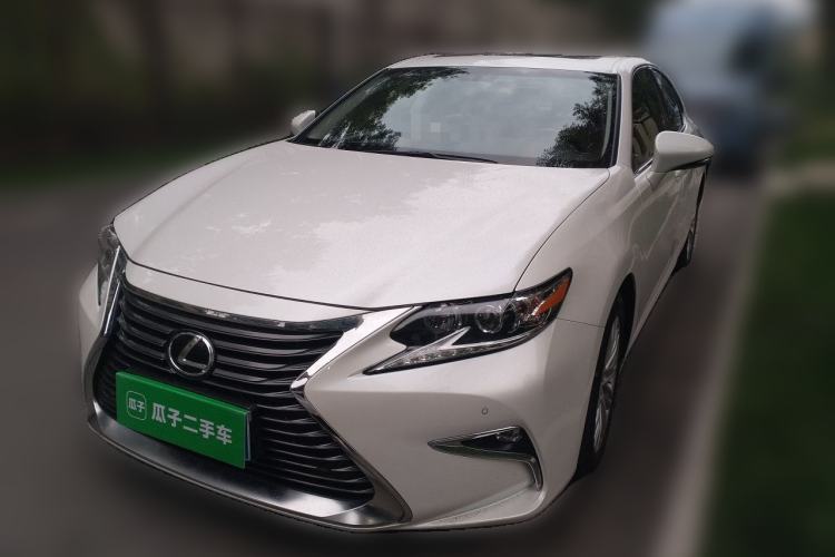 Used Lexus ES 2015 200 Elite Edition Guazi used car, China used car export, Used car for sale, Used  cars, Cheapest cars for sale