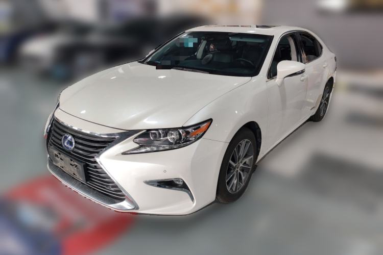 Used Lexus ES 2015 300h Luxury Edition