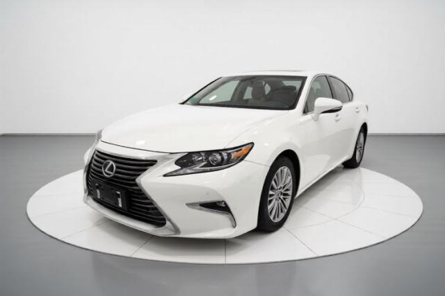 Ojetý Lexus ES 2015 200 Elite Edition