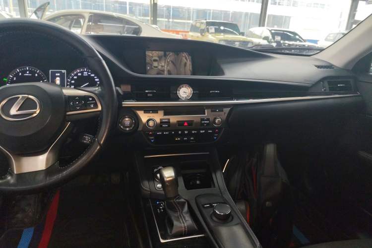 Used Lexus ES 2015 200 Elite Edition Audio And AC Panel