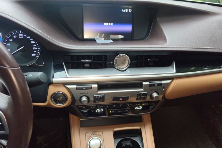 Used Lexus ES 2015 200 Elite Edition Audio And AC Panel