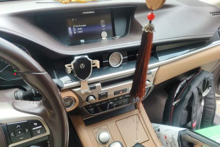 Used Lexus ES 2015 200 Elite Edition Audio And AC Panel