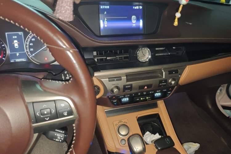 Used Lexus ES 2015 200 Elite Edition Audio And AC Panel