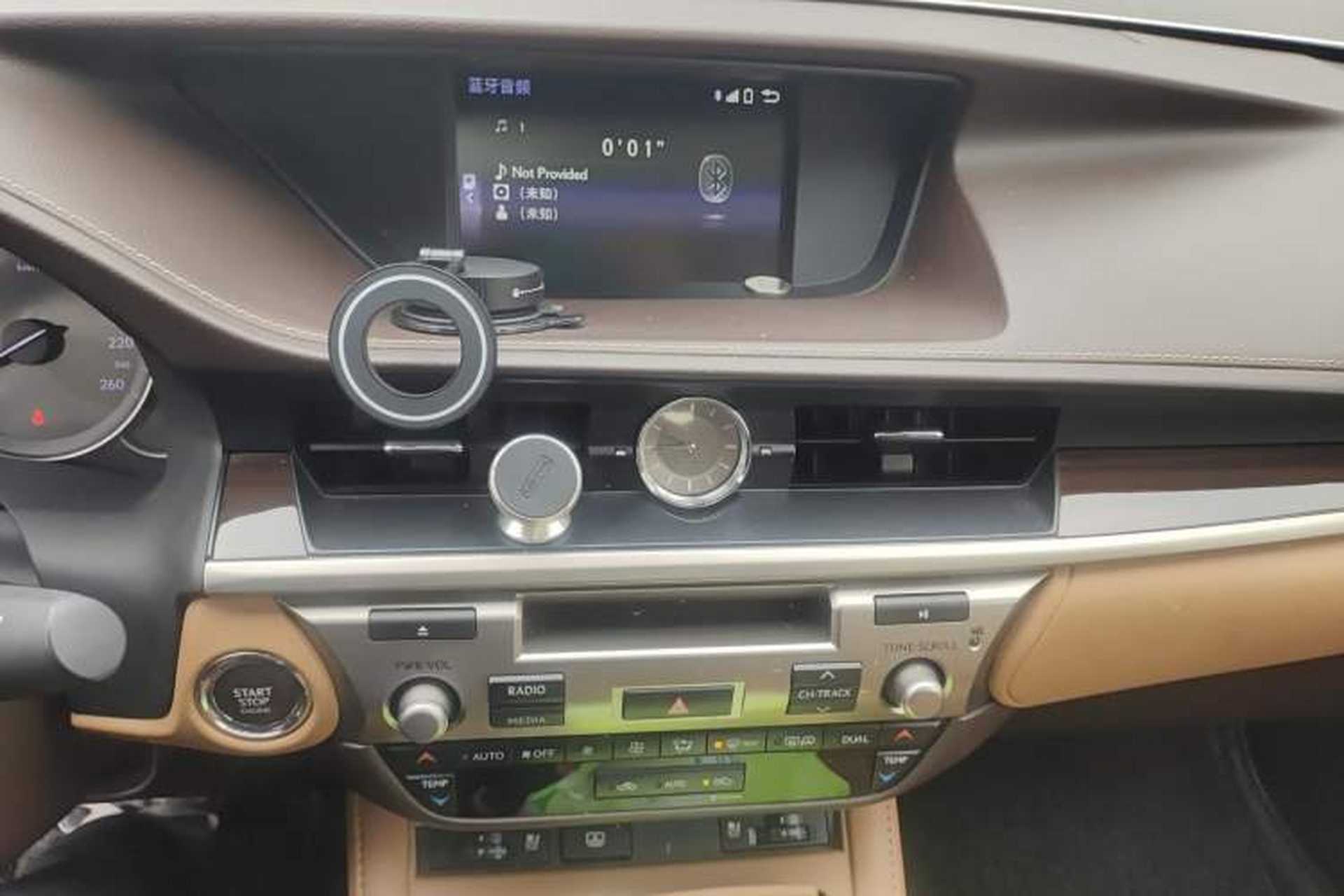 Used Lexus ES 2015 250 Elegant Edition Audio And AC Panel