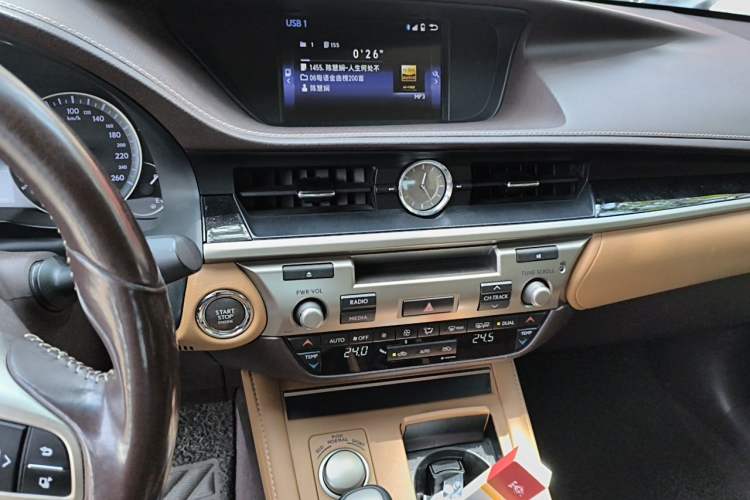Used Lexus ES 2015 200 Elite Edition Audio And AC Panel