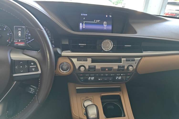 Used Lexus ES 2015 200 Elite Edition Audio And AC Panel