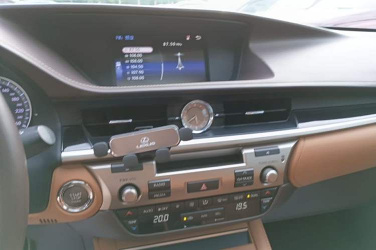 Used Lexus ES 2015 200 Elite Edition Audio And AC Panel
