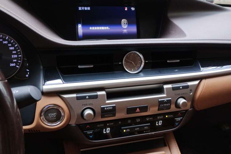 Used Lexus ES 2015 200 Elite Edition Audio And AC Panel