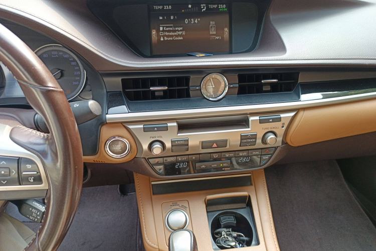 Used Lexus ES 2015 200 Elite Edition Audio And AC Panel