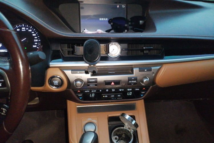 Used Lexus ES 2015 200 Elite Edition Audio And AC Panel