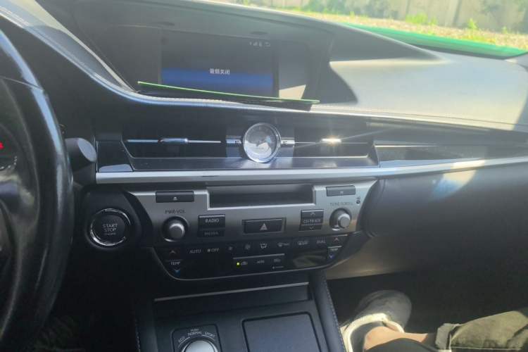 Used Lexus ES 2015 200 Elite Edition Audio And AC Panel