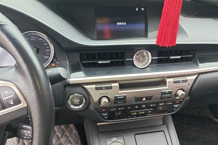 Used Lexus ES 2015 200 Elite Edition Audio And AC Panel