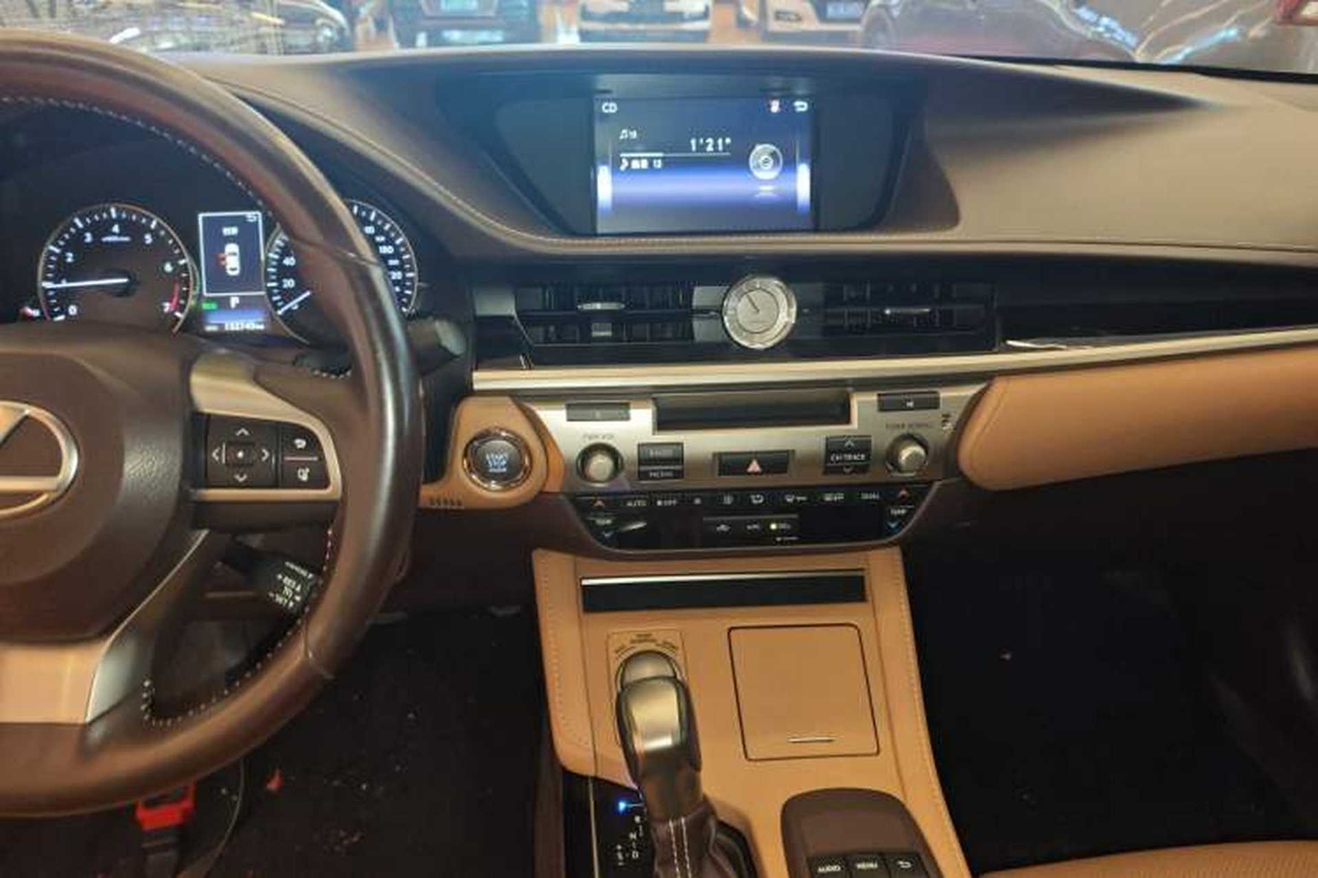 Used Lexus ES 2015 200 Elite Edition Audio And AC Panel