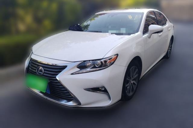 Used Lexus ES 2015 300h Comfort Edition