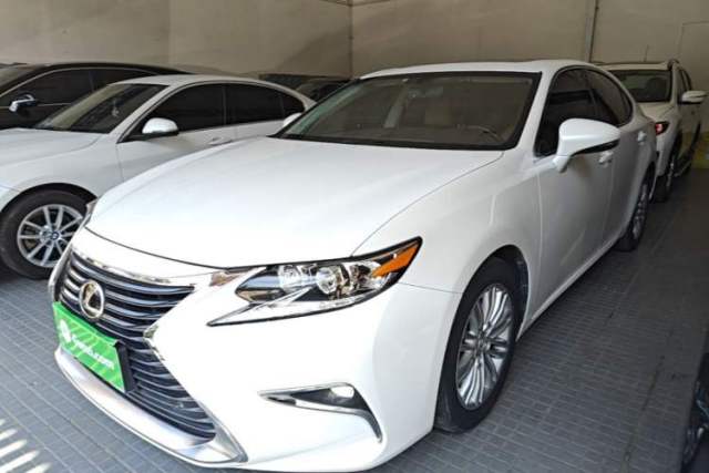 Używany Lexus ES 2015 200 Elite Edition