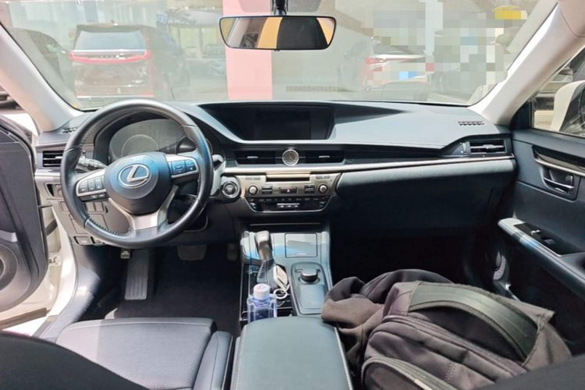 Used Lexus ES 2015 200 Elite Edition Center Console
