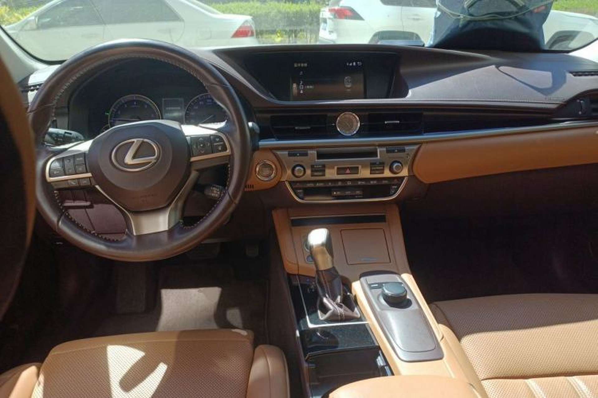 Used Lexus ES 2015 200 Elite Edition Center Console