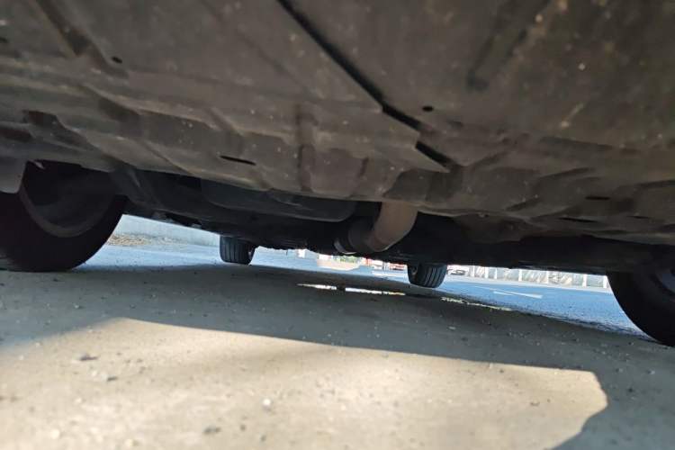 Used Lexus ES 2015 300h Comfort Edition Chassis Front