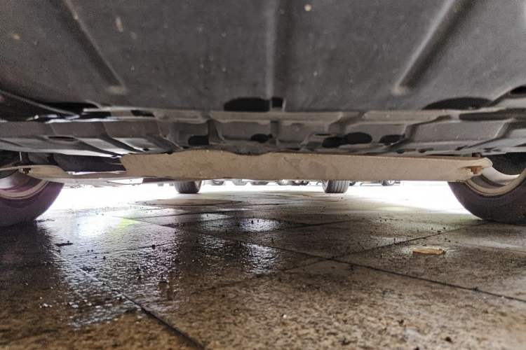 Used Lexus ES 2015 300h Comfort Edition Chassis Front