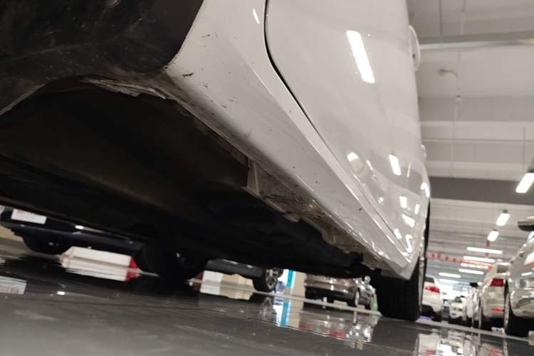 Used Lexus ES 2015 200 Elite Edition Chassis Front Left