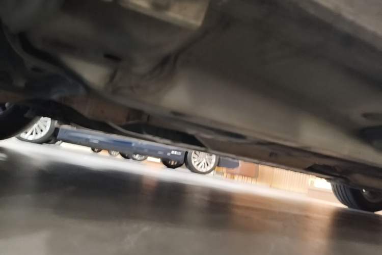 Used Lexus ES 2015 200 Elite Edition Chassis Front Left