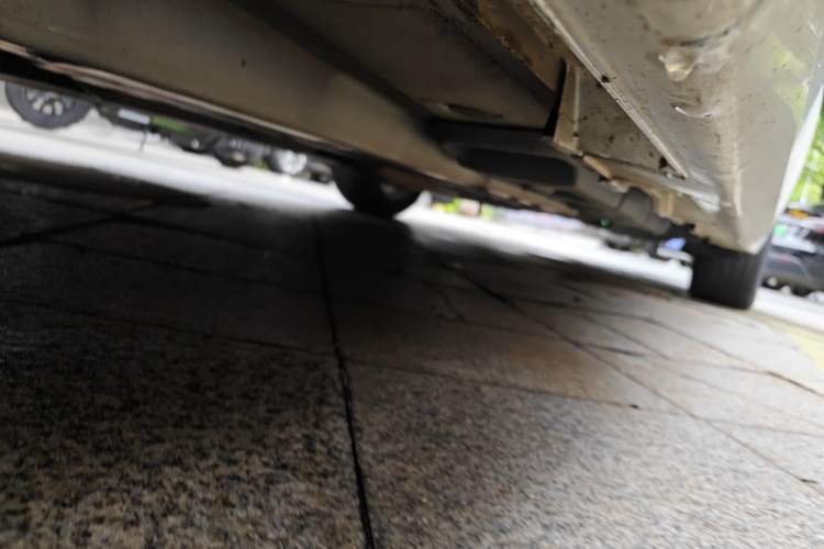Used Lexus ES 2015 300h Comfort Edition Chassis Front Left