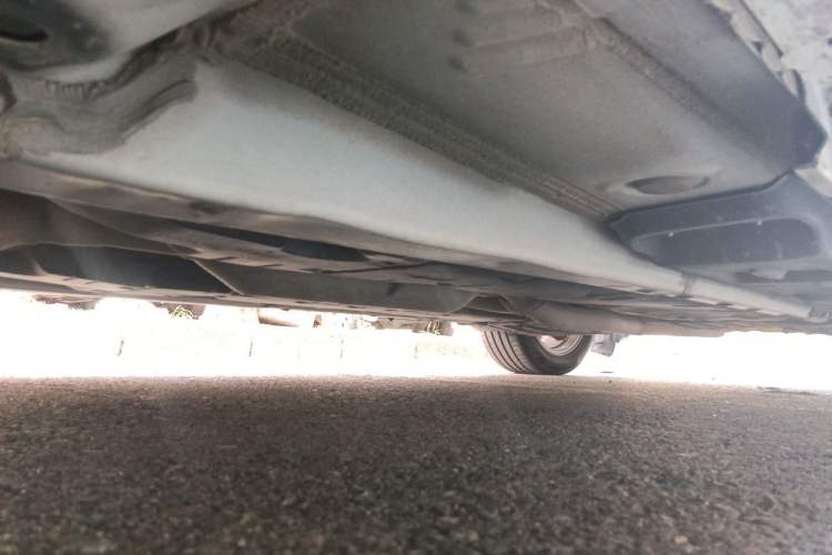Used Lexus ES 2015 300h Comfort Edition Chassis Front Left
